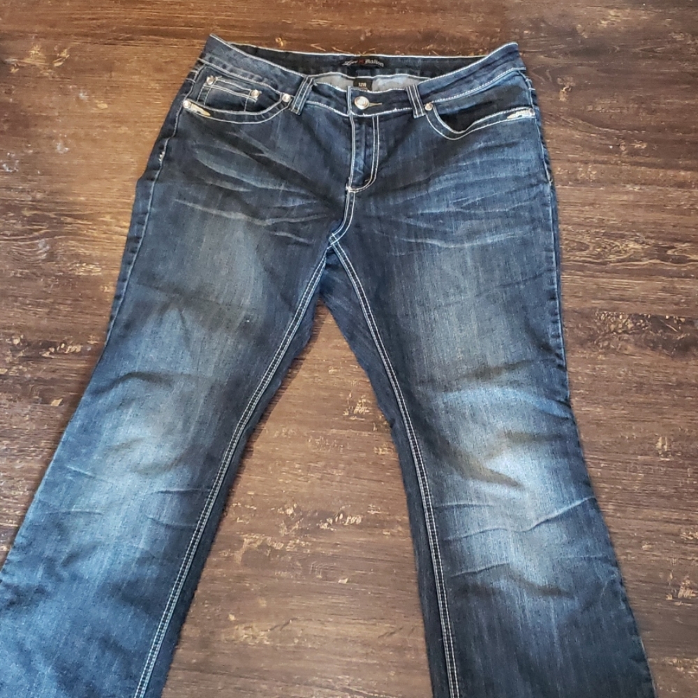Love nation Jean's barely worn